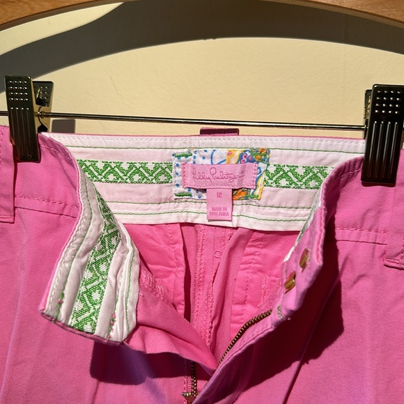 Lilly Pulitzer Women's Bermuda Shorts, size 12 (NWT) - Picture 3 of 5